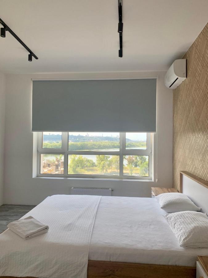 4 Rooms Apartment With A View Of The Dnieper River Kiev Extérieur photo